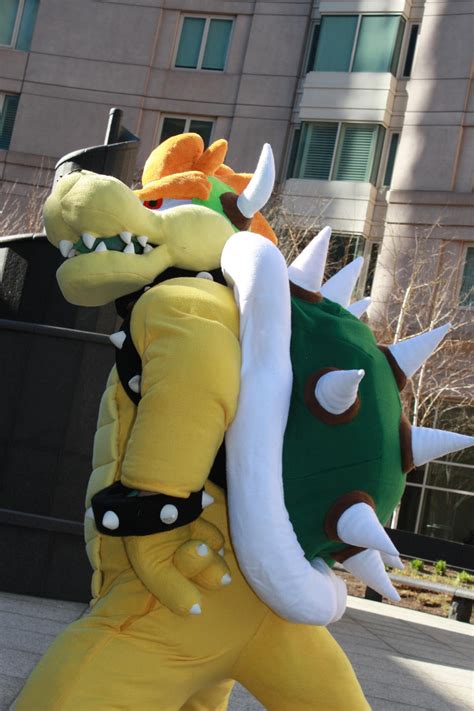 bowser cosplay